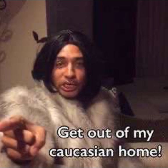 Meet your Posher, Jade - Picture 1 of 1